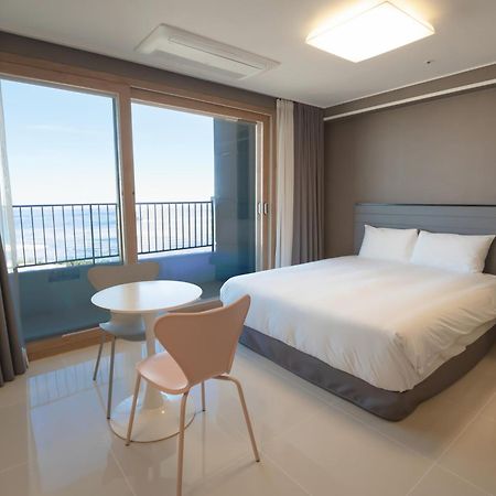 Hotel The Blue Terra Sokcho Exterior photo