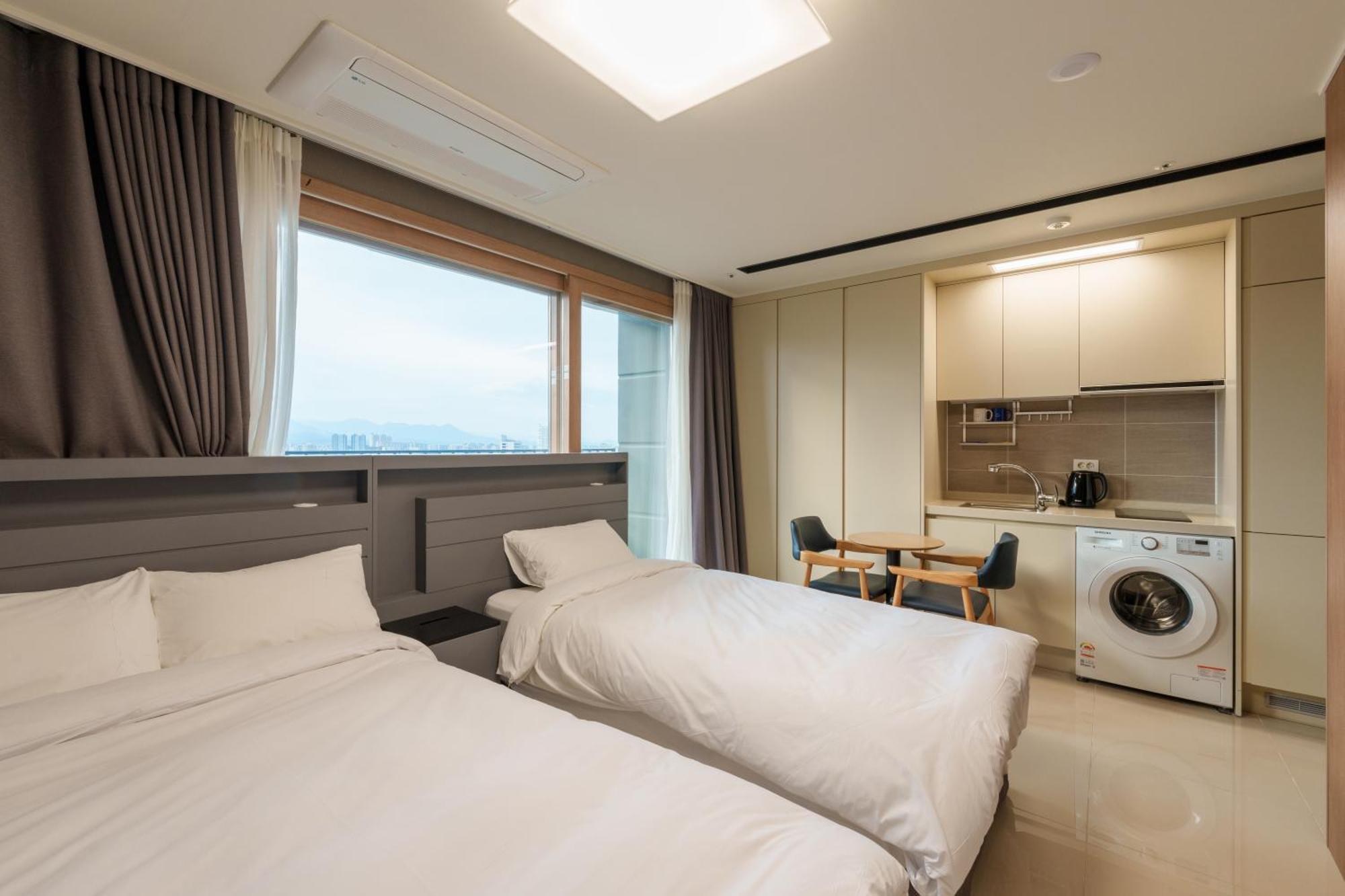 Hotel The Blue Terra Sokcho Exterior photo